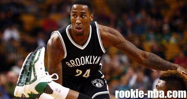 Rookie遭遇十五持续失利，篮网教练压力巨大！观众掌声雷动