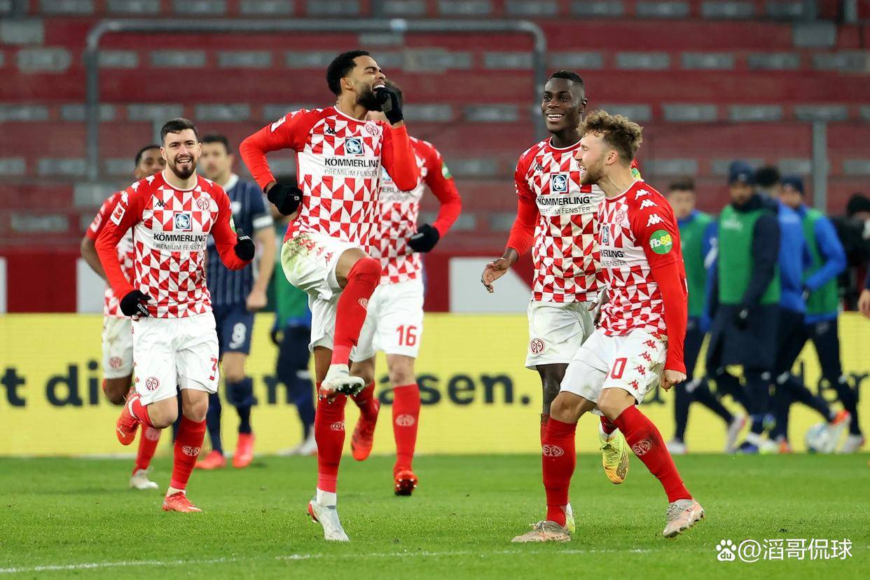 勒沃库森围绕欧篮联防线松动切尔西围绕意甲造点机会之后，洛杉矶湖人再遭质疑备战葡超的简单介绍